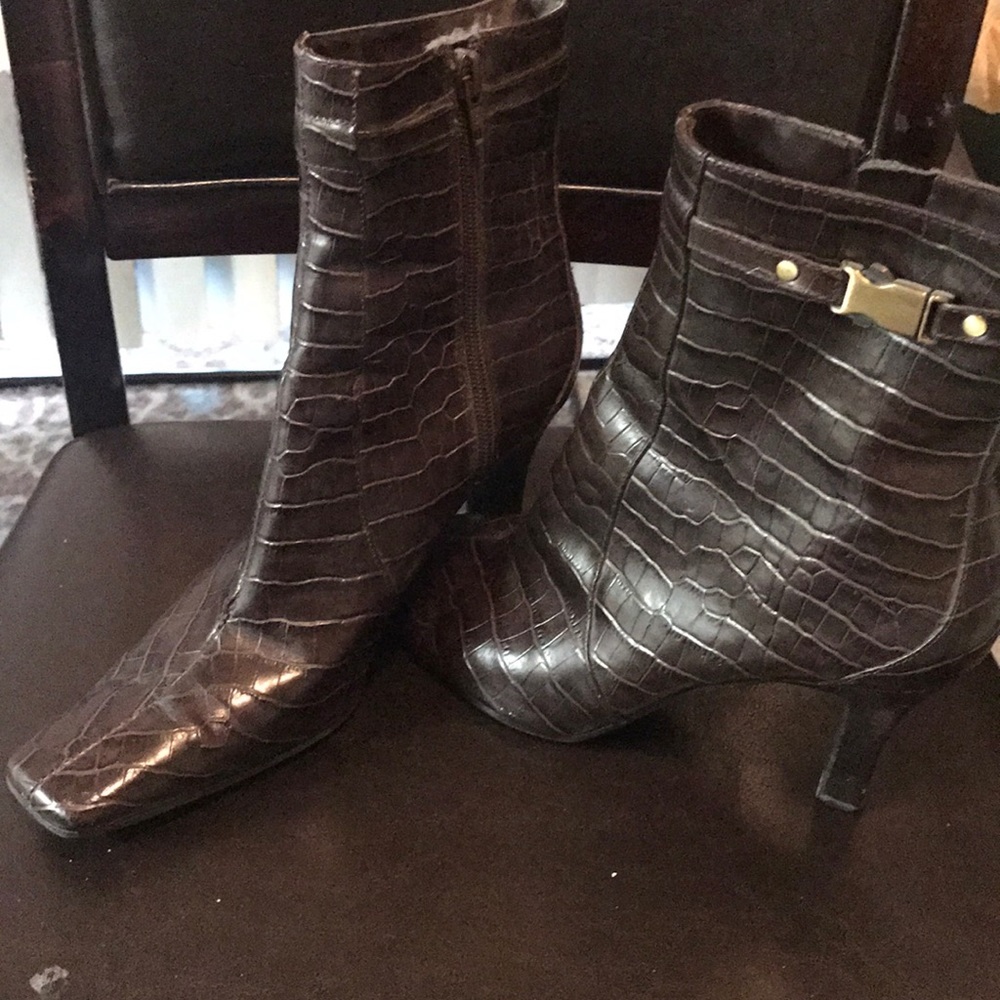 Bandolino boots